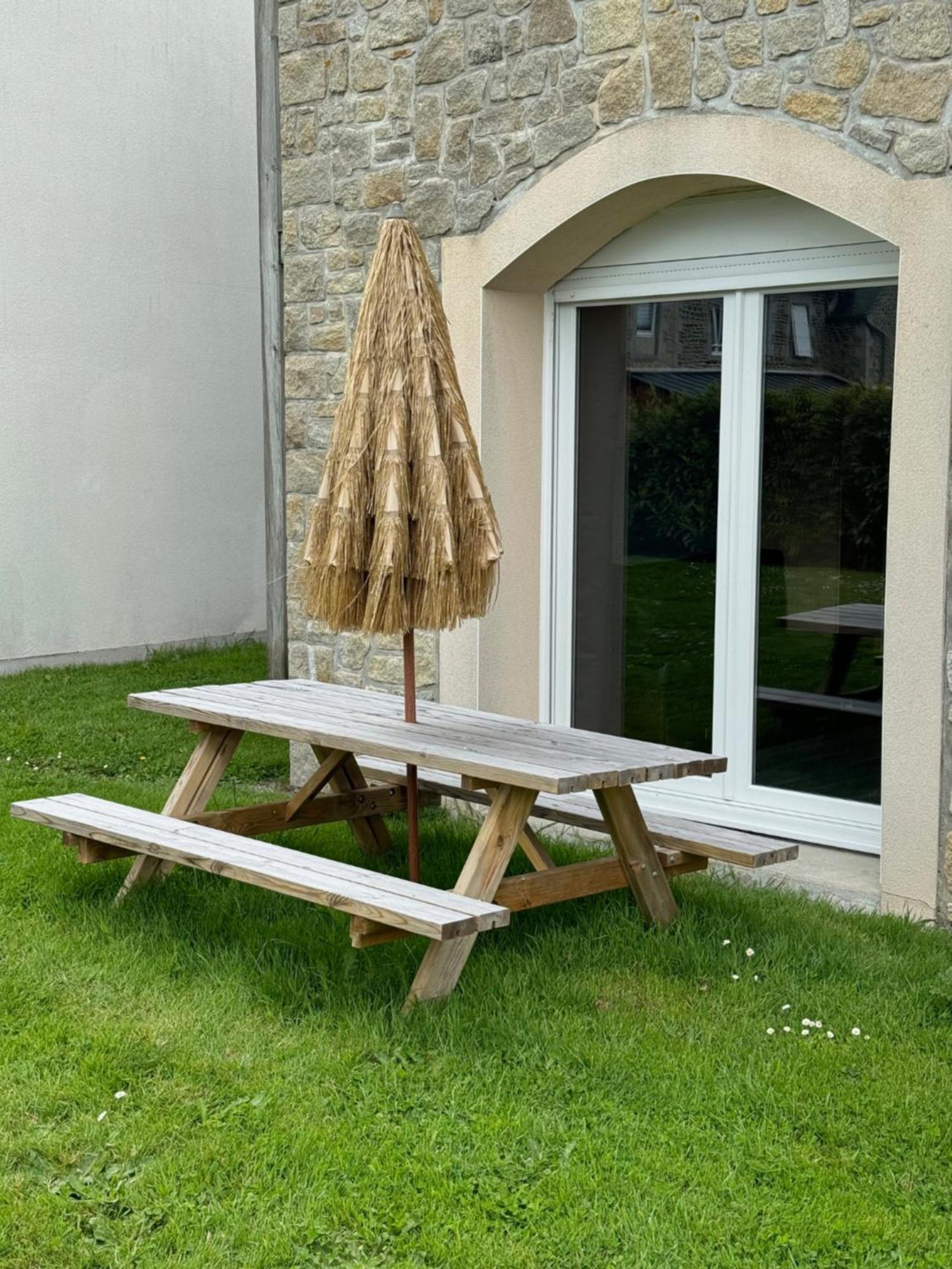 Apparthotel Mont Saint Michel - Residence Fleurdumont Beauvoir  Exterior foto